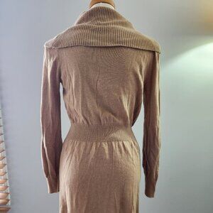 Old Navy tan cowl-neck knee length sweater dress - Size M